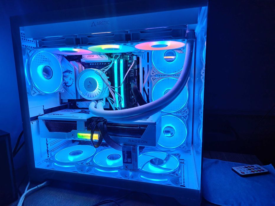 Ventilatoare 120 mm 7 bucati cu tot cu hub de conectare si telecomanda