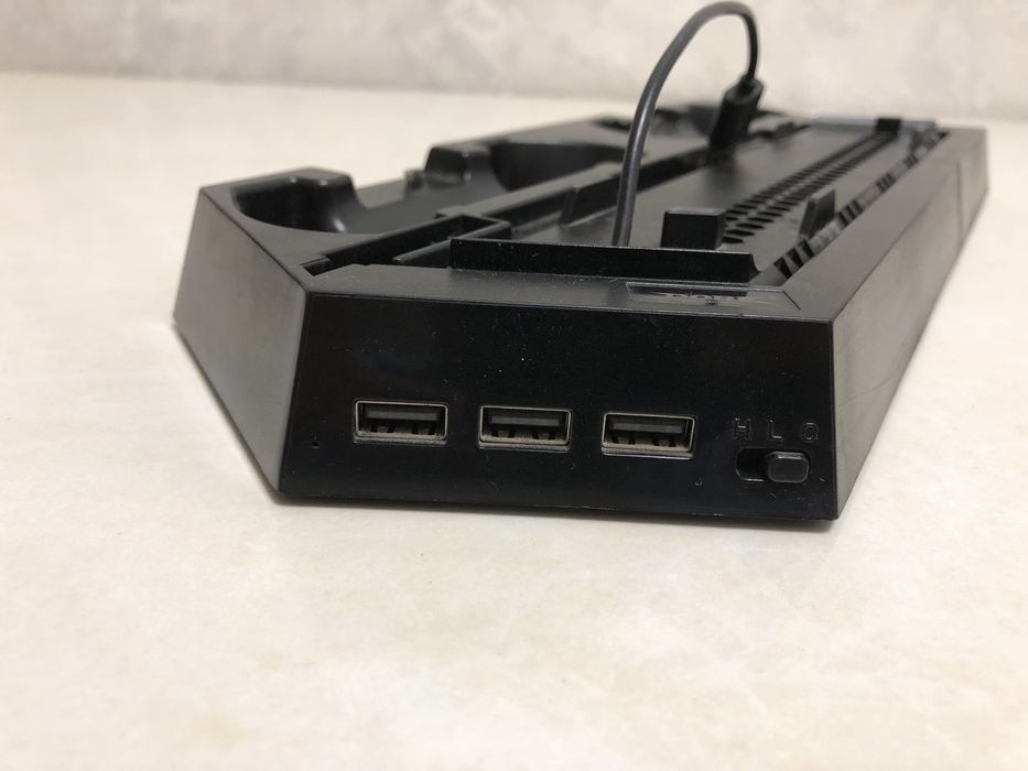 Универсальная подставка Ps4