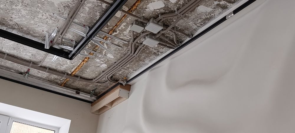 Натяжные потолки