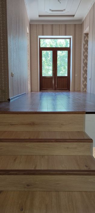 Установка ламинат, наливной пол