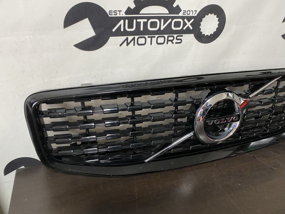 Grila radiator Volvo V60 S60 R Design an 2018-2024