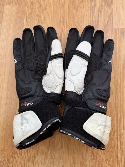 Vand manusi Alpinestars GP Pro R2