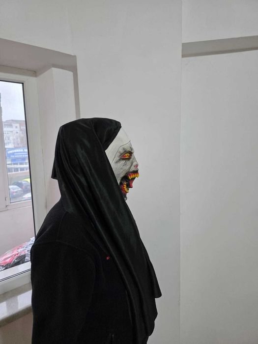 Masca horror Calugarita Thenun, de dama