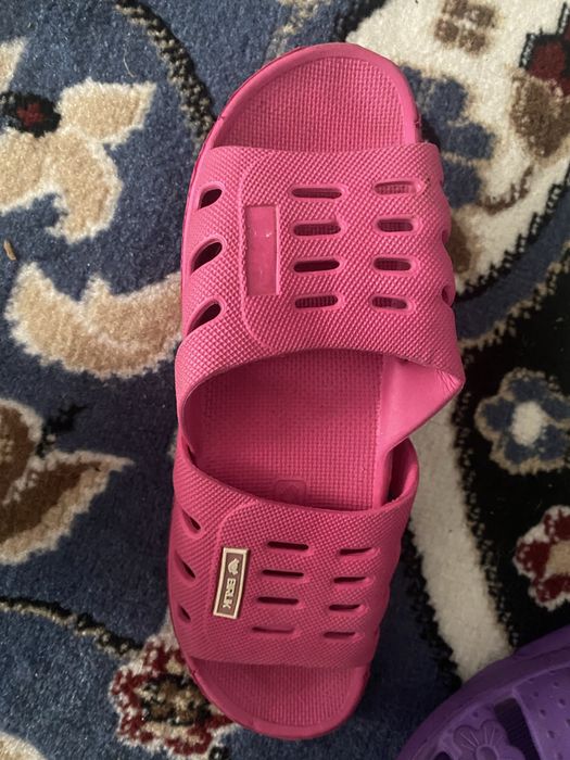 Новые шлепки по 1500