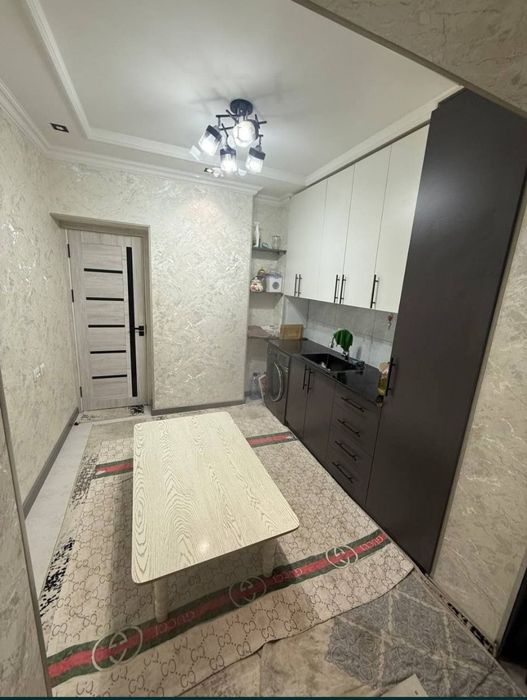 Продаётся на Риёзий 2ком