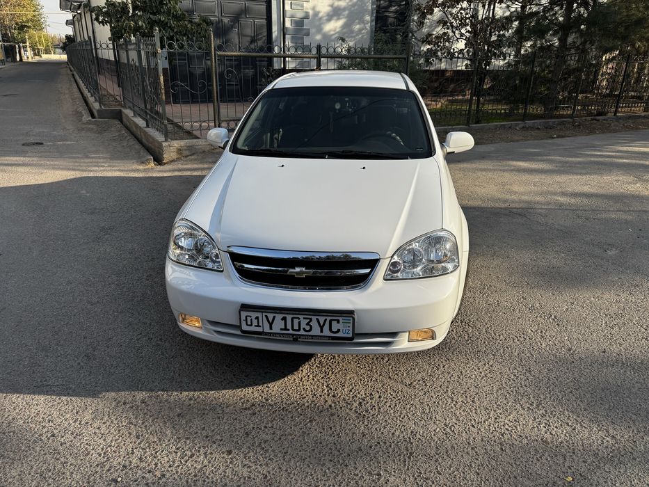 Lacetti 1.8 otlichnoye sostoyaniye