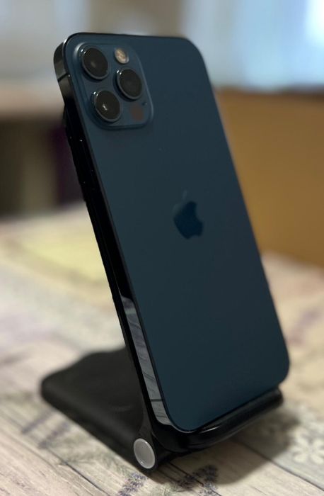iPhone 12 Pro Albastru  Ideal pentru  Piese Recarosare