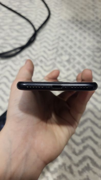 Продам 2 телефона