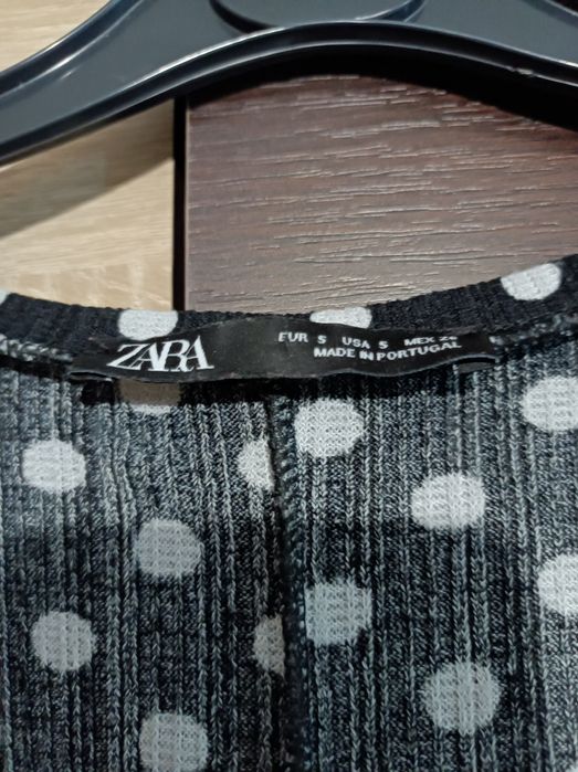 Rochie cu buline Zara