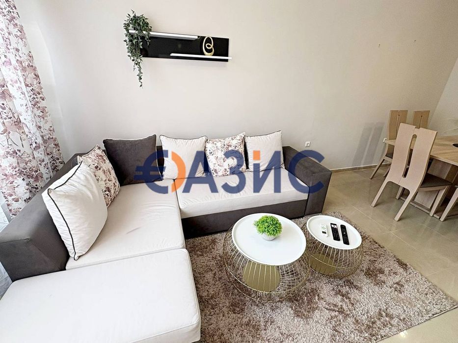 Продава се Двустаен апартамент в к.к. Слънчев бряг - 62 кв.м за 699 €/кв.м - Снимка #8