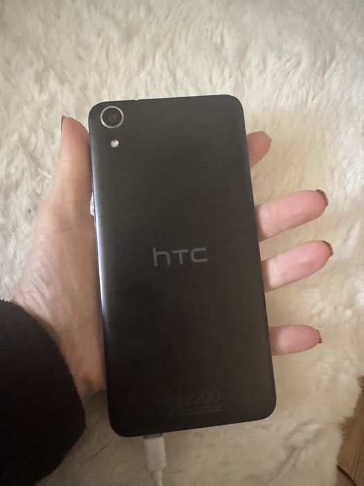 Telefon HTC Desire folosit foarte putin