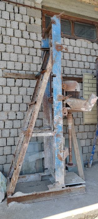 Mikser meshalka elevator sotiladi