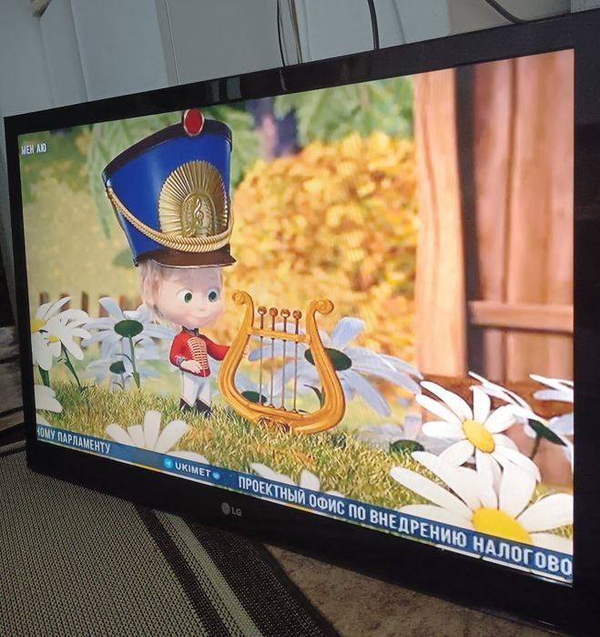 Телевизор LG 109 см