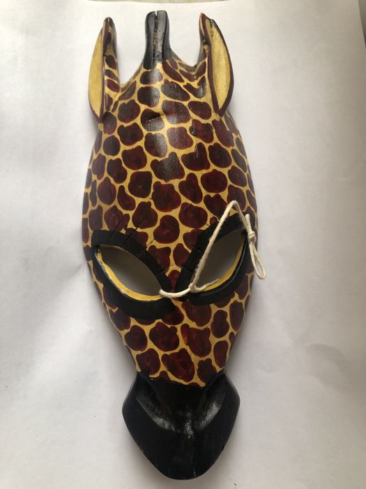 Маска африканская, настенная