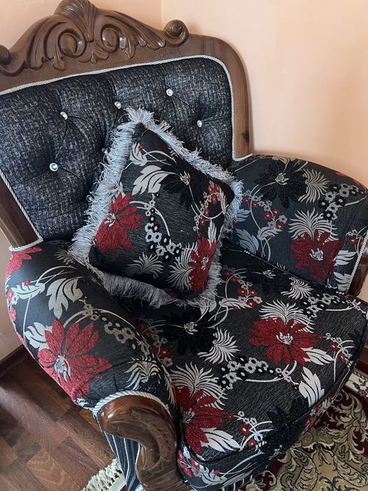 Комплект мягкой мебели