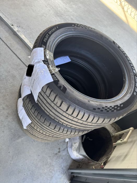 Спести от цената, не от сигурността: Michelin PS5 (DOT 2022)  Лятна премиум оферта: Michelin PS5 на 2 месеца пробег!