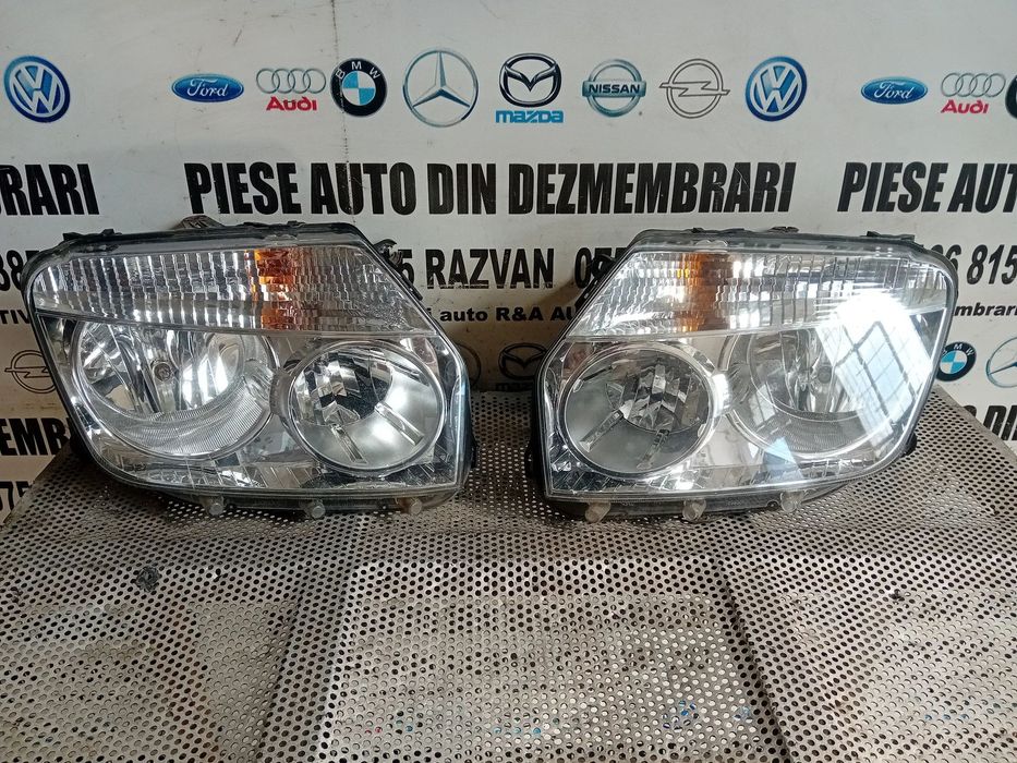 Faruri Far Stanga Dreapta Dacia Duster An 2010-2013 Anglia Originale