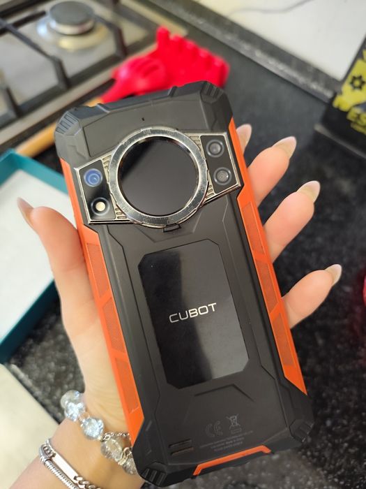 Продам телефон CUBOT