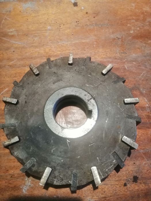 Продам фреза новый