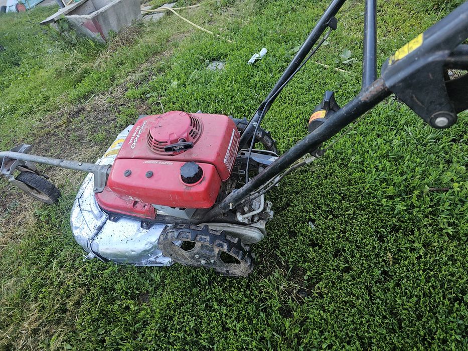 Професионална косачка за висока трева  хонда honda um 21