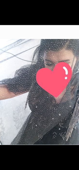 Vecherni koʻylak qora juda chiroyli 54- 56 razmerlarga ham ketadi