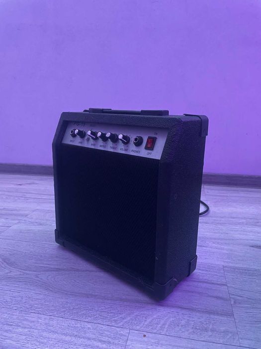 Chitara electrica Flame + amplificator 15W + accesorii
