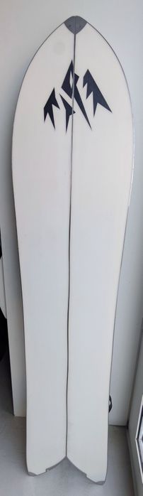 splitboard Jones Storm Chaser 147