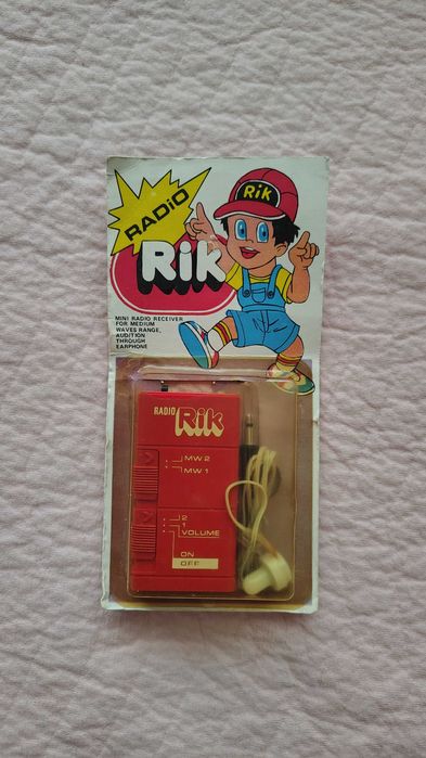 Radio Ric/Rik rosu versiunea de export