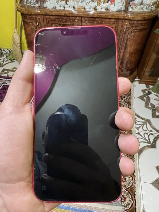 Iphone 14 plus telefonul ie nou vand urgent capacitatea baterie 89 64gb