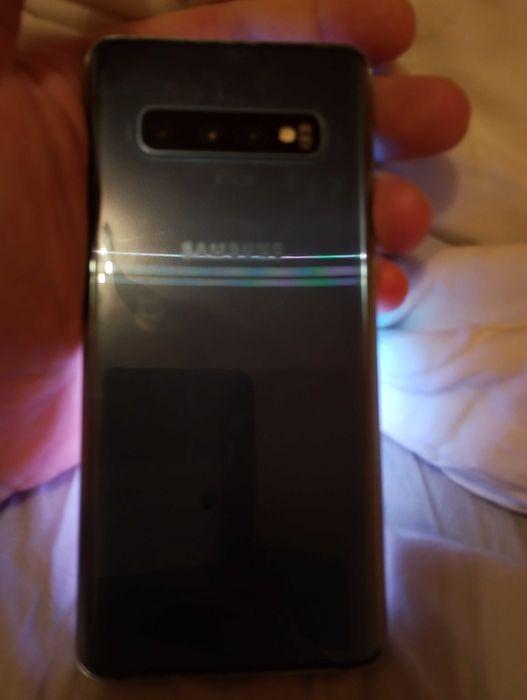 Samsung s galaxy 10 128 GB до 8 RAM памет