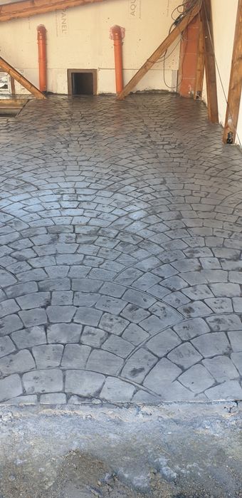 Щампован бетон .