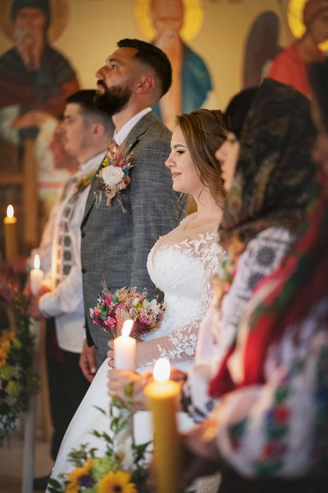 Vând rochie de mireasă