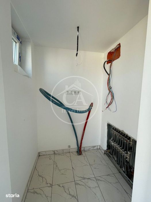 Casă de vânzare tip duplex cu 4 camere în Nojorid, Oradea.