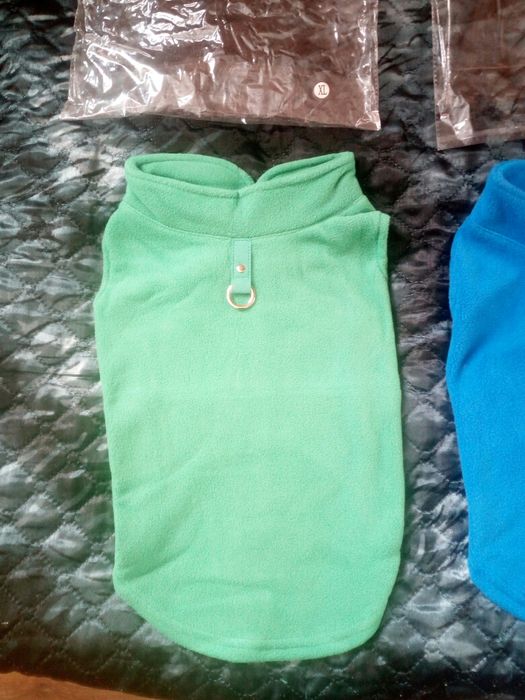 Новые теплые кофточки на собак