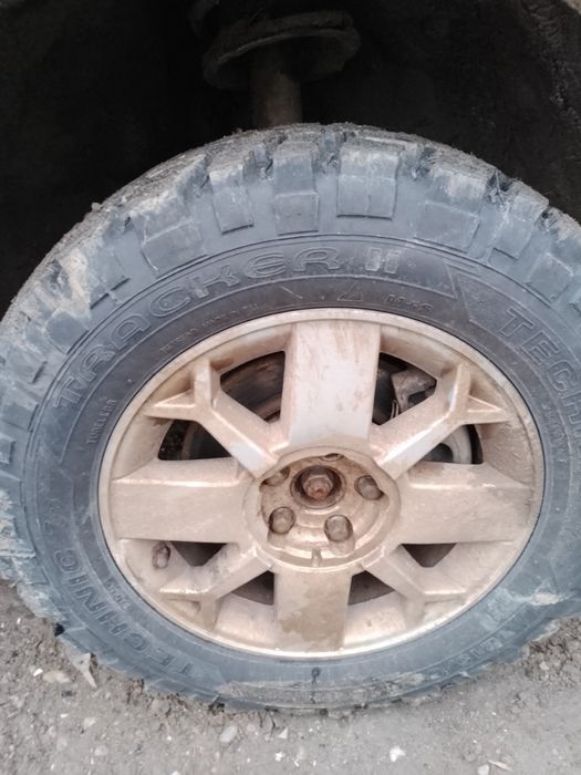 Vând 5 cauciucuri off road