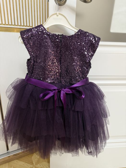 Продам детское нарядное платье