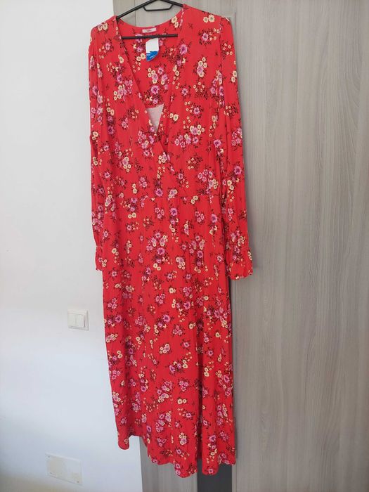 Rochie NOUA, cu eticheta, marimea XL