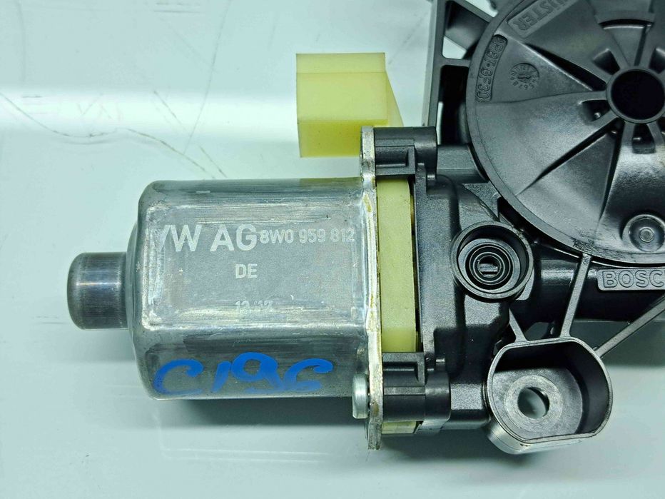 Motoras geam dreapta spate Audi A4 (8W2, B9) [Fabr 2015-2023] 8W095981