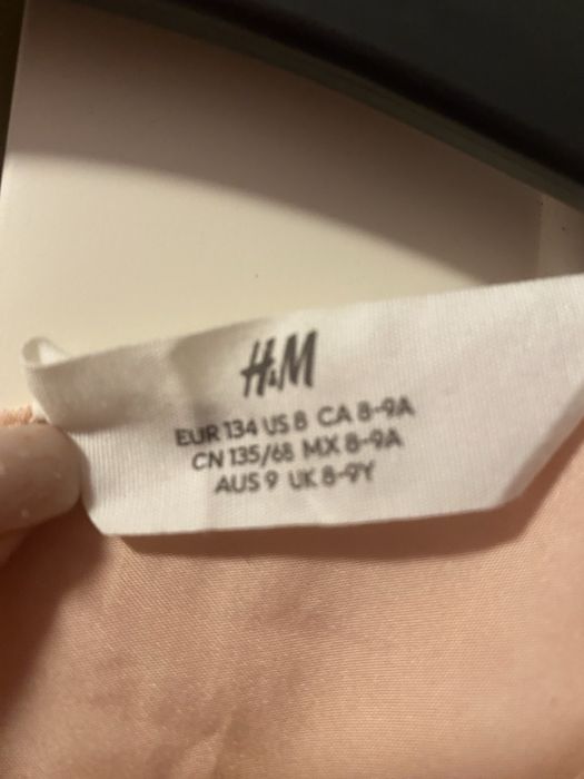 Rochita H&M 8-9 ani