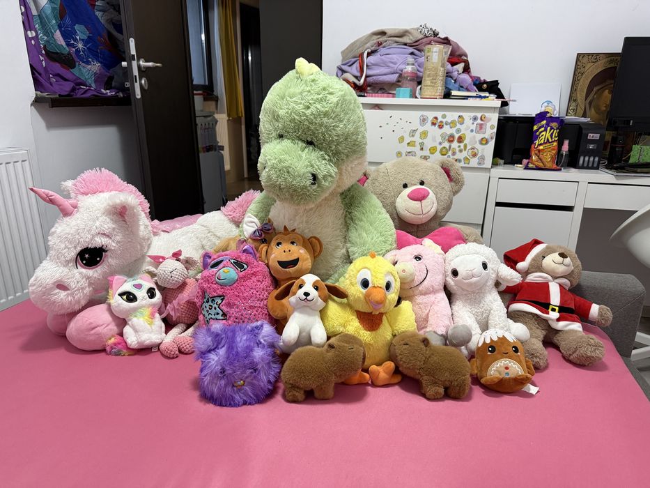 Plusuri mari, medii si mici