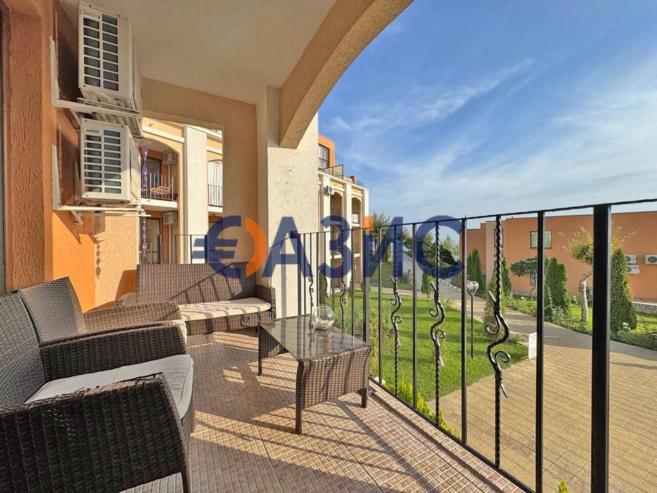 Продава се Тристаен апартамент в Свети Влас - 77 кв.м за 1884 €/кв.м - Снимка #11