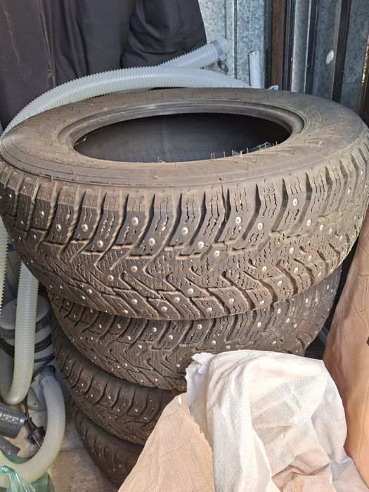 Продам зимние шины