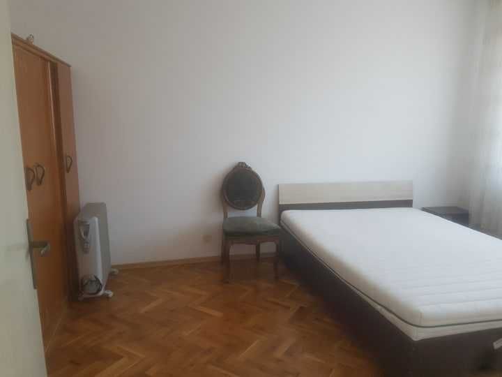 Дава се под наем Двустаен апартамент в Бургас, Лазур - 71 кв.м за 204 € - Снимка #3