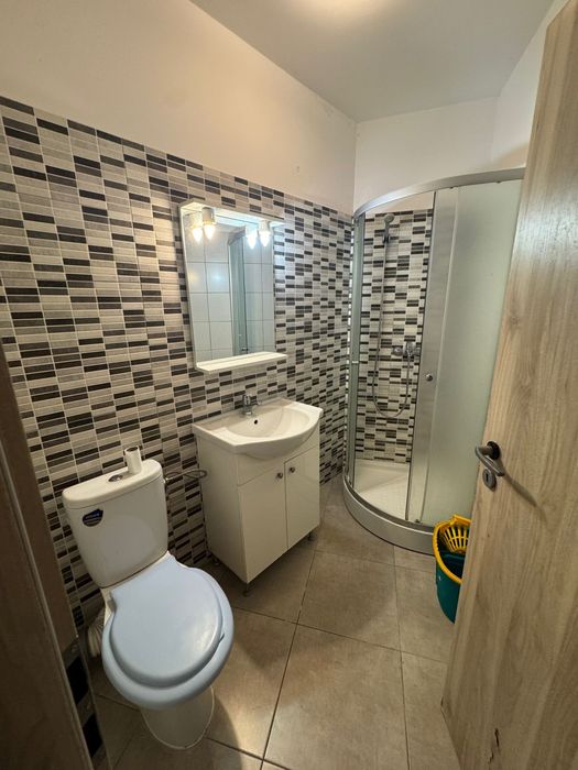 Proprietar inchiriez garsoniera moderna/Aer conditionat/10 min metrou Preciziei/La Strada Mall