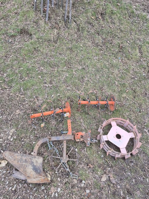 Set roți,freze pentru motocultor ruris 13 cai și plug mod +coarnele