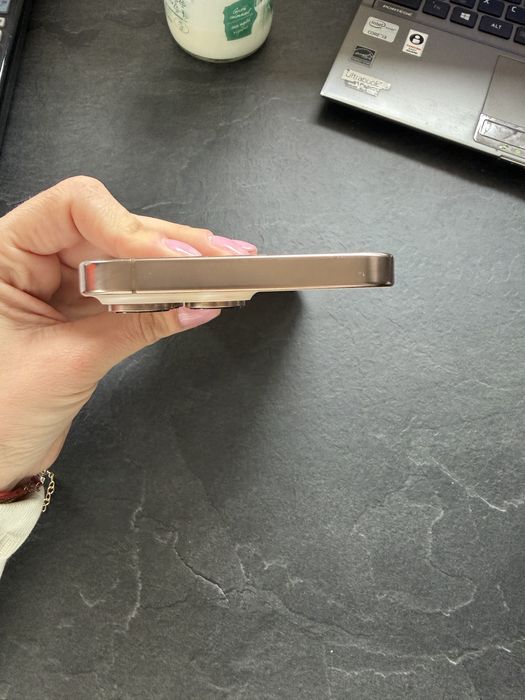 Iphone 16 Pro Max 256 Desert titanium cu garantie