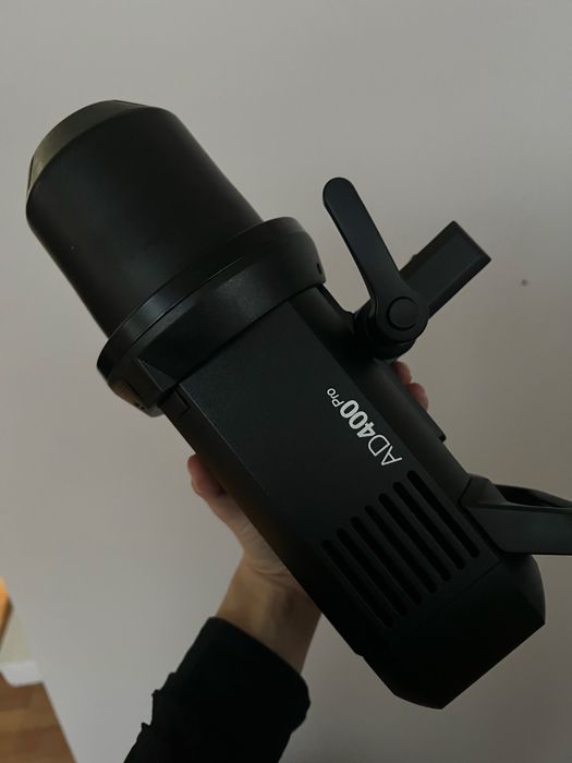 Godox AD400 Pro – blitz profesional, stare foarte bună