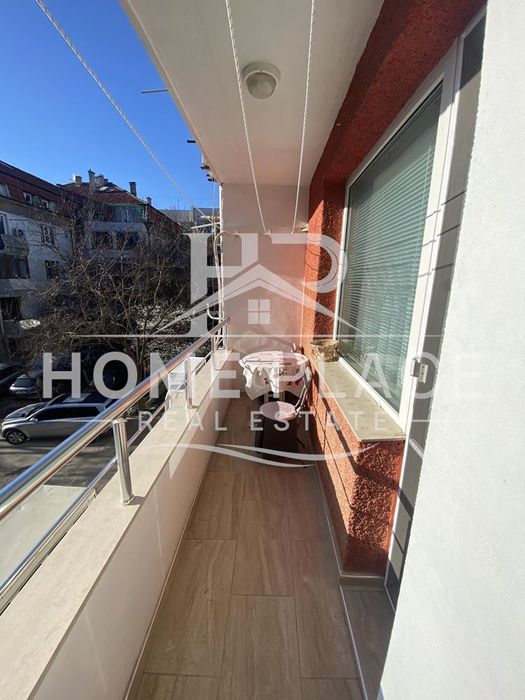 ДВУСТАЕН апартамент под наем - Център