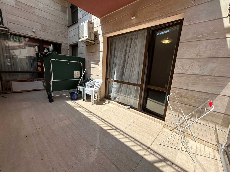 Просторен едностаен апартамент в к-с „Тарсис“