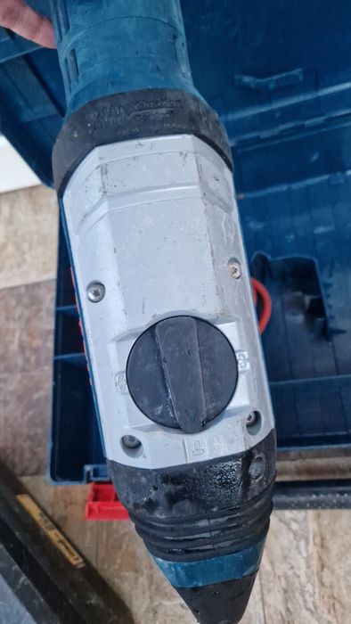 Ciocan demolator Bosch GSH 7 VC